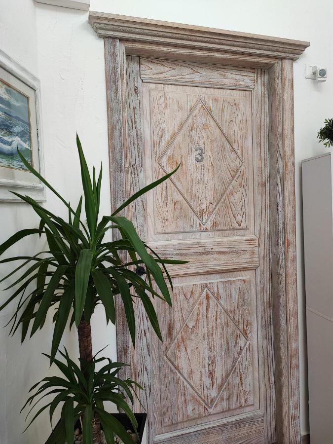 Antica Isola Bed & Breakfast Olbia Dış mekan fotoğraf